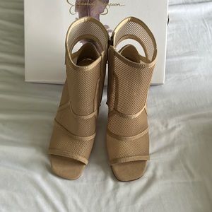 New Jessica Simpson heels